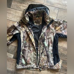 Game Winner camo coat